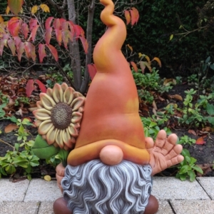 Kabouter Frey wuivend met zonnebloem